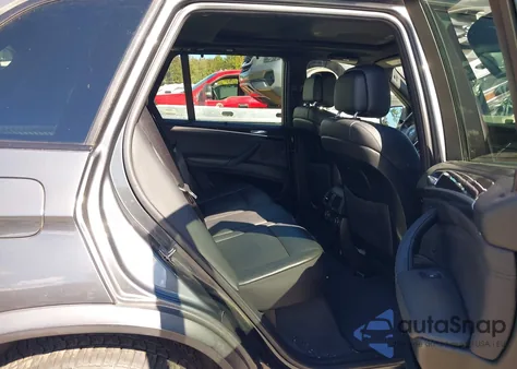 2011 BMW X5 xDrive35I/xDrive35I Premium/xDrive35I Sport Activity z USA, uszkodzony, nr VIN 5UXZV4C56BL407425